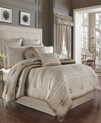 Five Queens Court - Beaumont Comforter Set, Queen Champagne